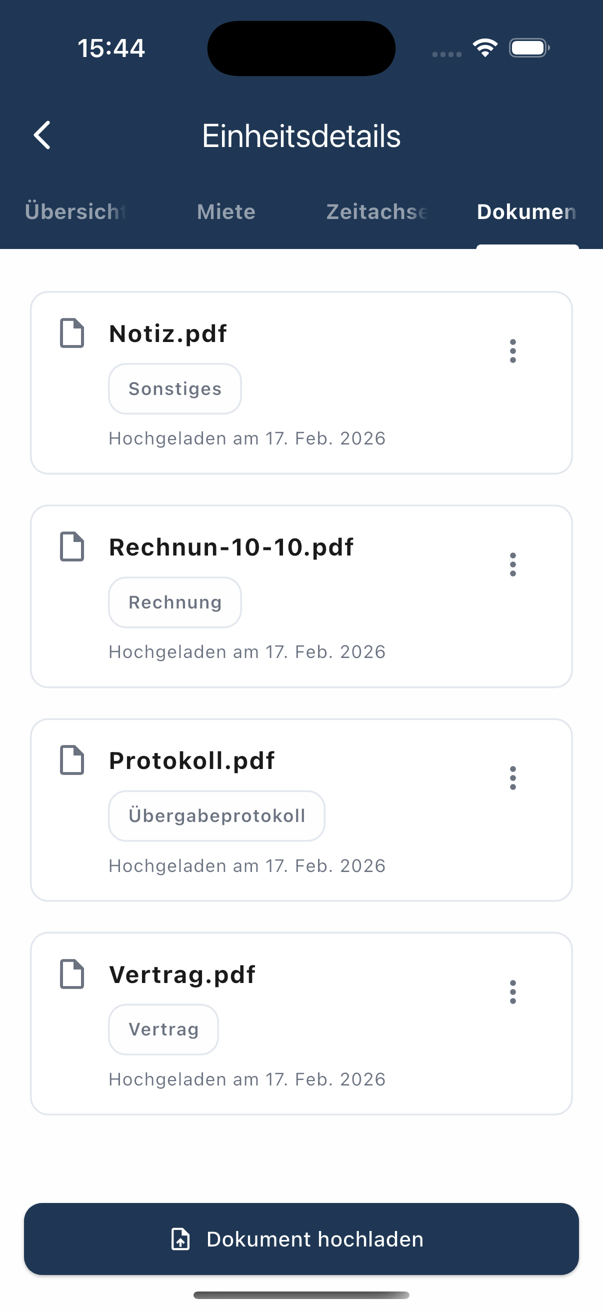 Dokumentenbereich mit Mietverträgen und Rechnungen